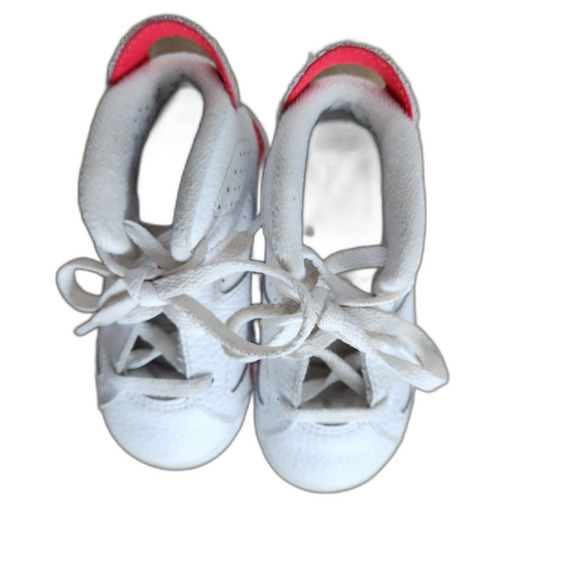 Air Jordan, Jordan 6 Retro Red Oreo sneaker, white/red, child 6C - Picture 4 of 6